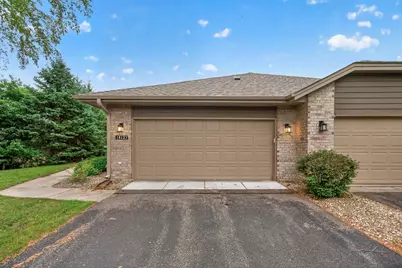18137 Judicial Way S, Lakeville, MN 55044 - Photo 4