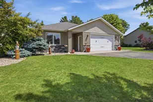728 Lake Forest Cir, Detroit Lakes, MN 56501 - Photo 1