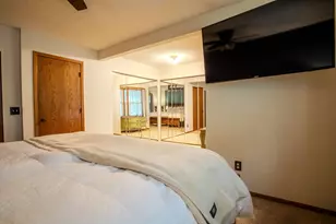 4150 Maureen Dr NE, Columbia Heights, MN 55421 - Photo 8
