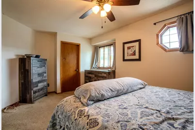4150 Maureen Drive NE, Columbia Heights, MN 55421 - Photo 4