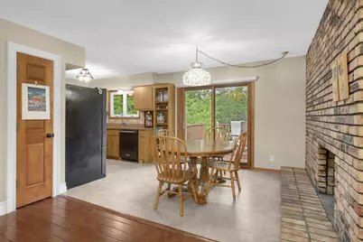 5139 Woodhill Road, Minnetonka, MN 55345 - Photo 8