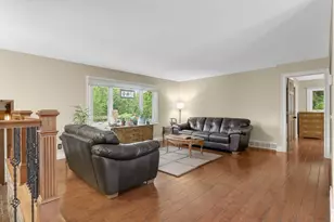 5139 Woodhill Rd, Minnetonka, MN 55345 - Photo 6