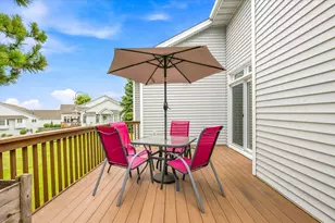 10970 Kiawah Dr, Eden Prairie, MN 55344 - Photo 24