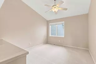 10970 Kiawah Dr, Eden Prairie, MN 55344 - Photo 14