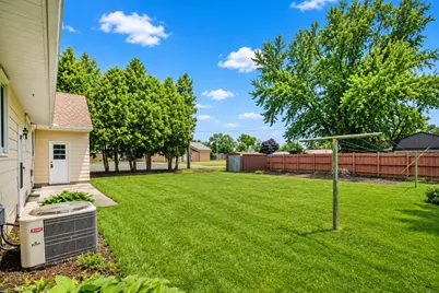 2011 6th Avenue SE, Austin, MN 55912 - Photo 40