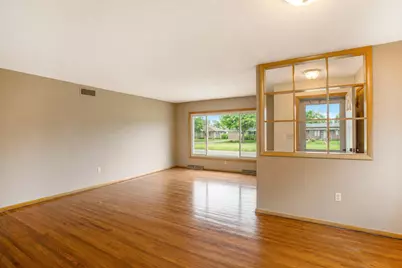 2011 6th Avenue SE, Austin, MN 55912 - Photo 8