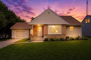 2011 6th Ave SE, Austin, MN 55912 - Photo 1