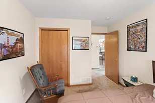 322 Wildwood Cir, Roberts, WI 54023 - Photo 20