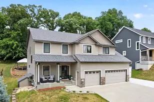 2314 Ponderosa Dr SW, Rochester, MN 55902 - Photo 2
