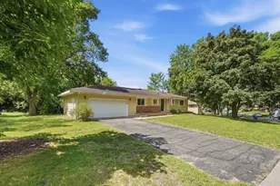 409 Harold Dr, Burnsville, MN 55337 - Photo 48