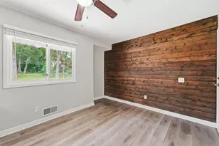 409 Harold Dr, Burnsville, MN 55337 - Photo 14