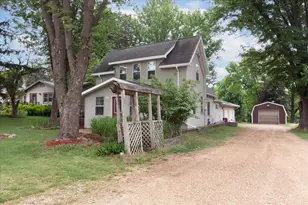 321 Drier St, Durand, WI 54736 - Photo 4