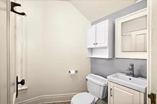 2424 W 7th St, Duluth, MN 55806 - Photo 20