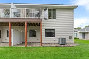 8712 Norway St NW, Coon Rapids, MN 55433 - Photo 38