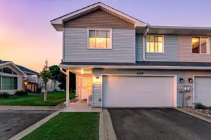 8712 Norway St NW, Coon Rapids, MN 55433 - Photo 2