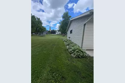 1012 8th Avenue, Howard Lake, MN 55349 - Photo 4