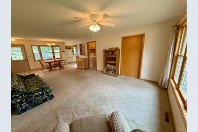 601 S 10th Street, Olivia, MN 56277 - Photo 14