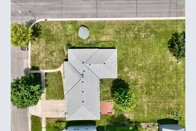 601 S 10th Street, Olivia, MN 56277 - Photo 22