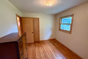 601 S 10th St, Olivia, MN 56277 - Photo 12