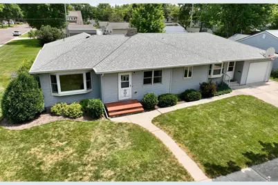 601 S 10th Street, Olivia, MN 56277 - Photo 1