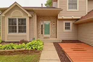 912 Moonlight Dr, Woodbury, MN 55125 - Photo 4