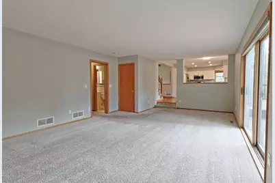 912 Moonlight Drive, Woodbury, MN 55125 - Photo 16
