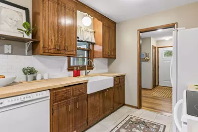 3572 Emerald Drive, White Bear Lake, MN 55110 - Photo 8