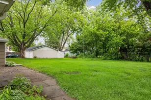 3572 Emerald Dr, White Bear Lake, MN 55110 - Photo 32