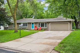 3572 Emerald Dr, White Bear Lake, MN 55110 - Photo 38