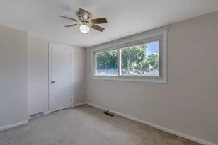 802 Center St, North Mankato, MN 56003 - Photo 24