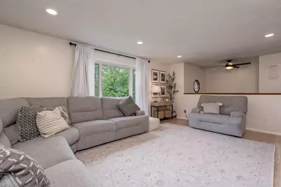 129 Mary Circle, North Mankato, MN 56003 - Photo 4