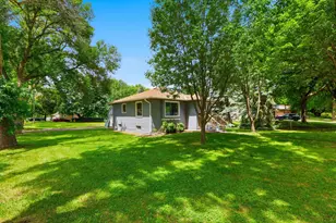560 Barrett St S, Winsted, MN 55395 - Photo 2