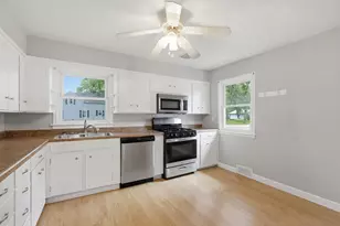 560 Barrett St S, Winsted, MN 55395 - Photo 4