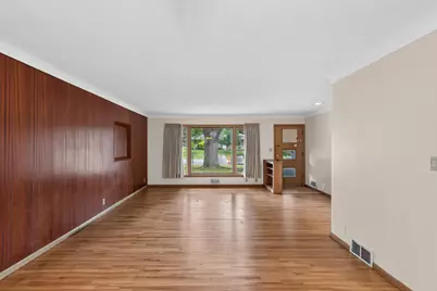 1345 Smith Avenue S, West Saint Paul, MN 55118 - Photo 6