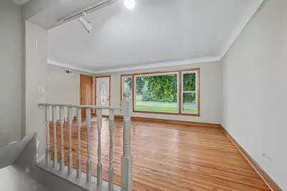 1708 Lydia Avenue W, Roseville, MN 55113 - Photo 12