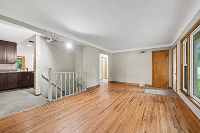 1708 Lydia Avenue W, Roseville, MN 55113 - Photo 8