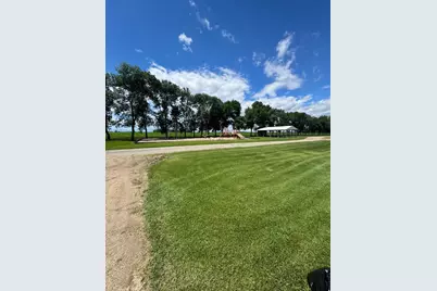 106 2nd Avenue N, Mooreton, ND 58061 - Photo 2