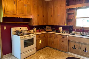 218 W Jewell Ave, Lake City, MN 55041 - Photo 4