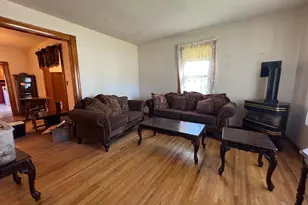 218 W Jewell Ave, Lake City, MN 55041 - Photo 6