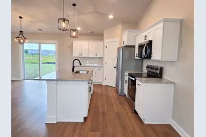 2118 Nelson Street, Saint Peter, MN 56082 - Photo 6