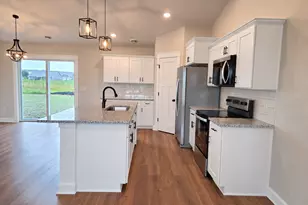 2118 Nelson St, Saint Peter, MN 56082 - Photo 6