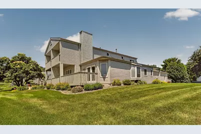 4862 Tee Court SW, Rochester, MN 55902 - Photo 2