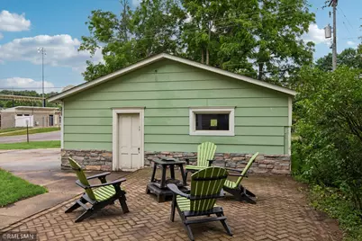 701 Hoffman Street W, Cannon Falls, MN 55009 - Photo 6