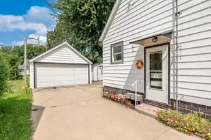 102 5th St NE, Montgomery, MN 56069 - Photo 34