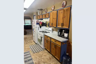 514 Swift Avenue N, Litchfield, MN 55355 - Photo 4
