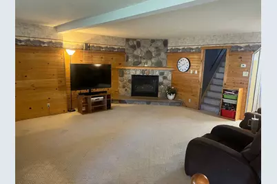 514 Swift Avenue N, Litchfield, MN 55355 - Photo 8