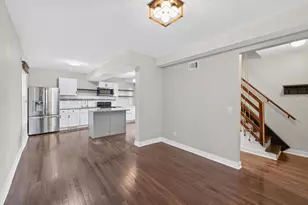 736 Plum St, Saint Paul, MN 55106 - Photo 8