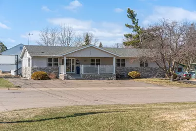 875 7th Street SW, Pine City, MN 55063 - Photo 1