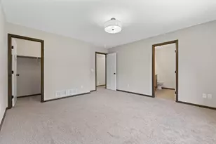 520 Lois Ln, Lino Lakes, MN 55014 - Photo 20