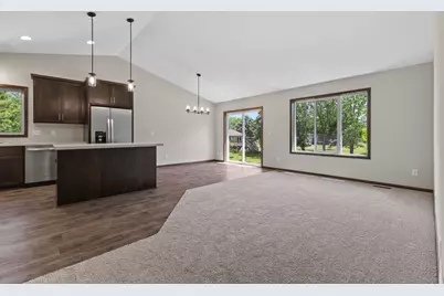 520 Lois Lane, Lino Lakes, MN 55014 - Photo 6